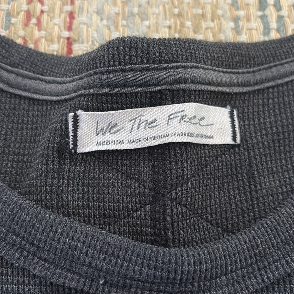 LIKE NEW WE THE FREE ”Tasha” colorblock thermal - Picture 3 of 5
